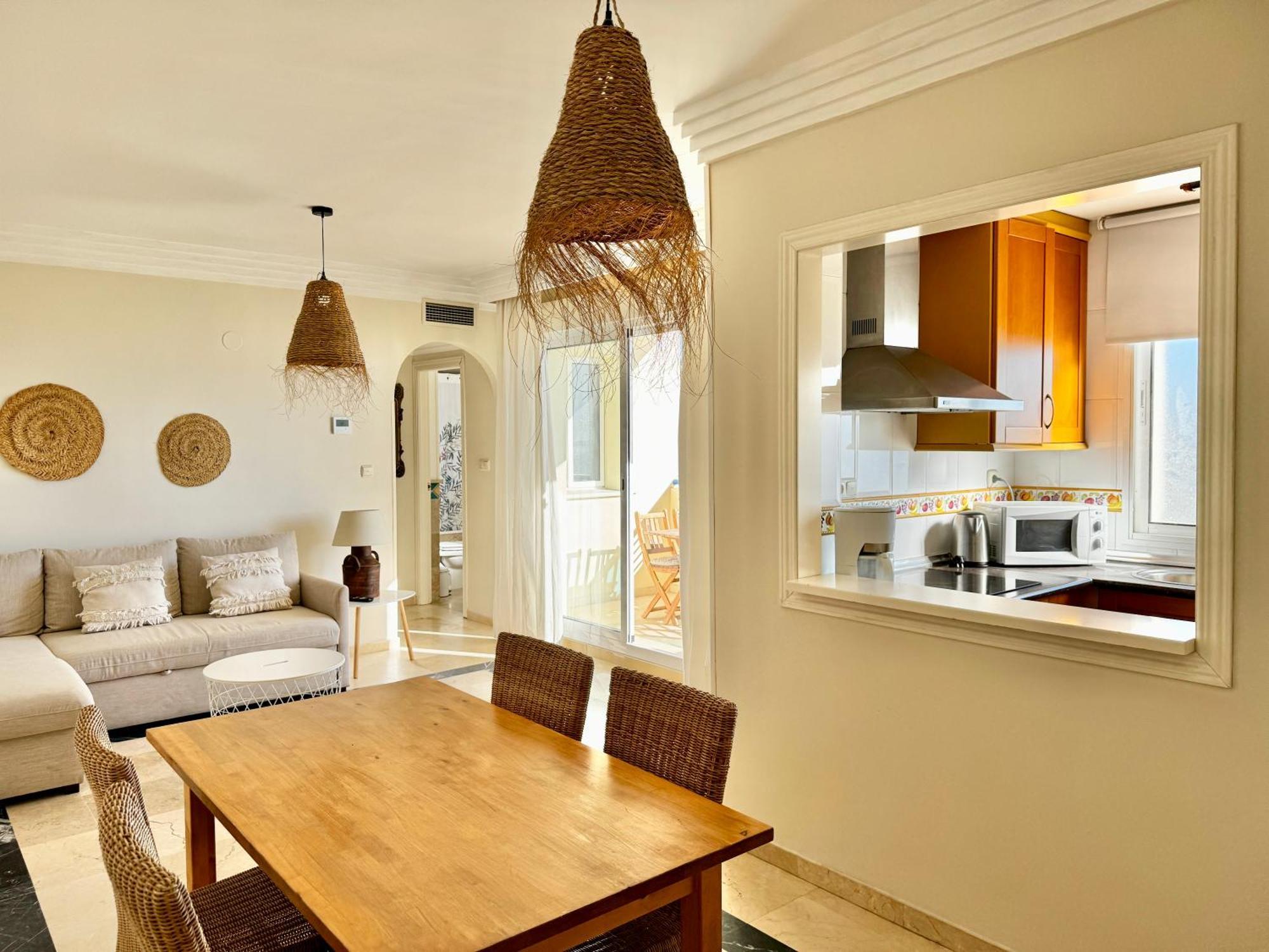 Banana Front Line Iii - Eaw Homes Apartamento Marbella